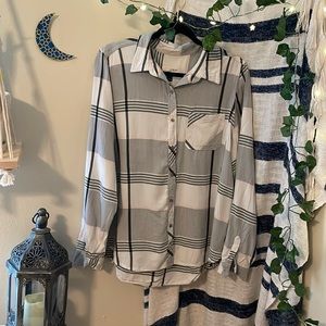 Flannel-Print Button-Up Long-Sleeves Shirt